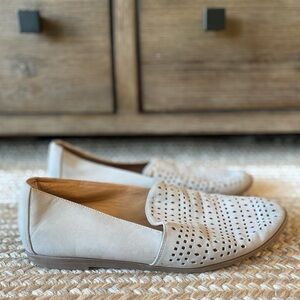 Franco Sarto Women's Light Gray Perforated Loafers